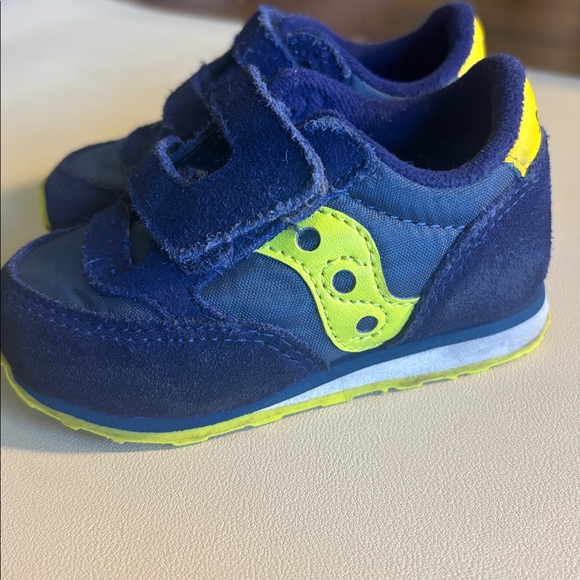 Saucony Navy and Yellow Kids Hook-and-Loop Sneakers - Picture 7 of 11